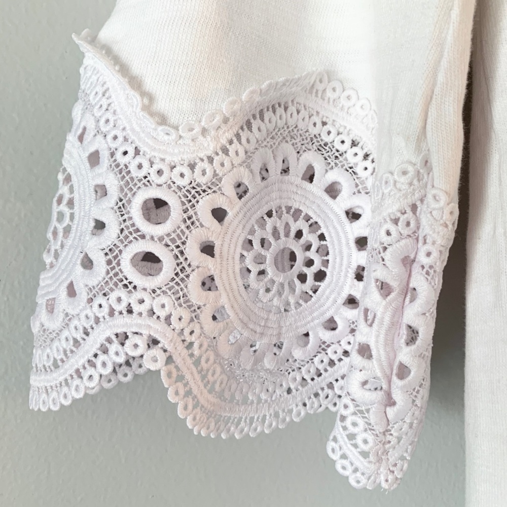 Loft white top with lace detail - Picture 2 of 8